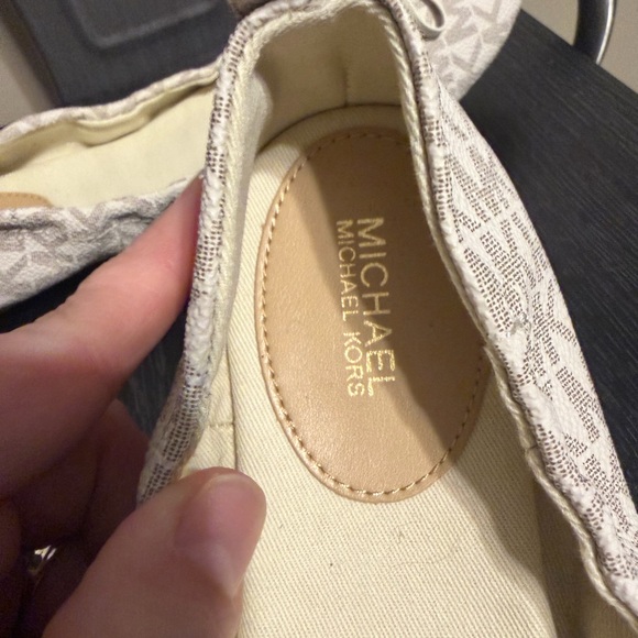 Michael Kors Cream Patterned Flats - Picture 4 of 11